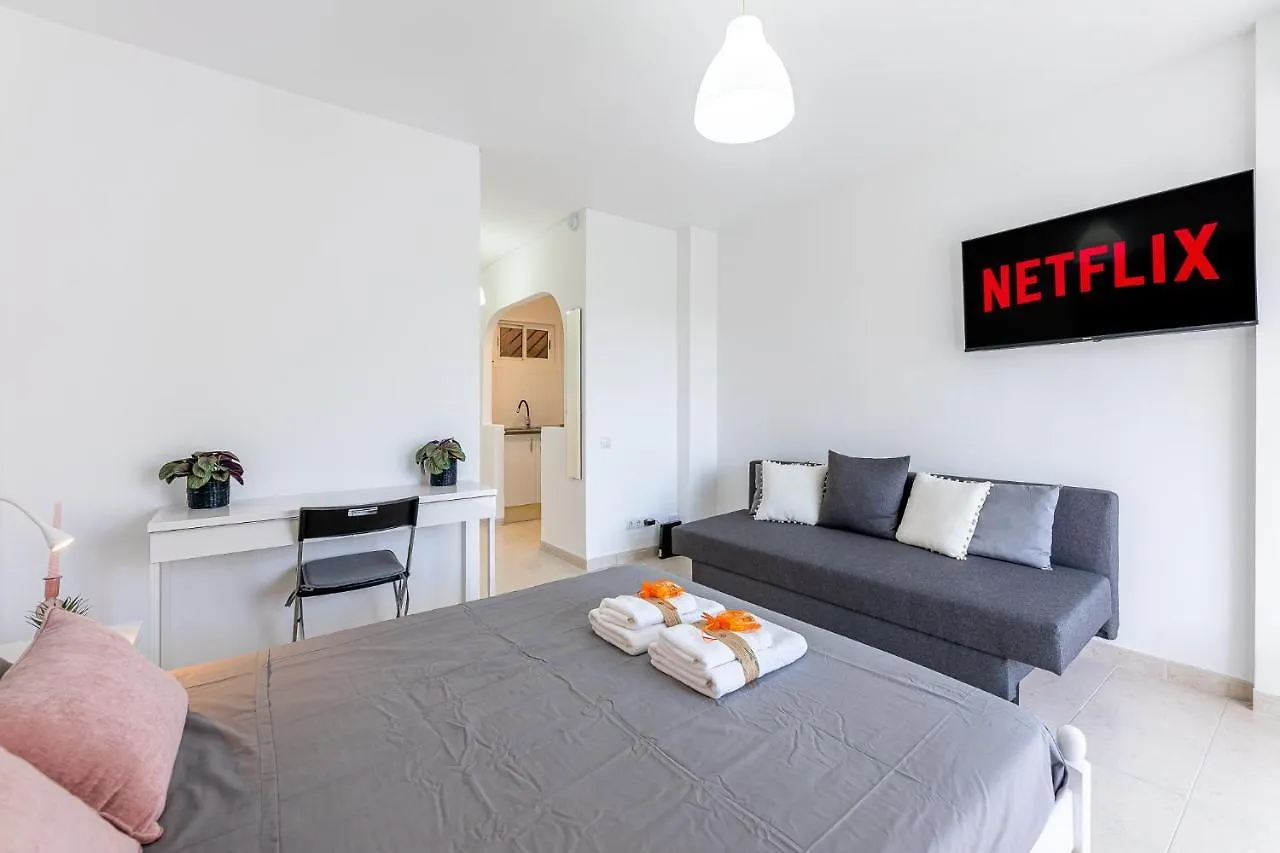 797 Holiday Rentals - Moderno Estudio Para 3 En Aguila Benalmadena 0*,