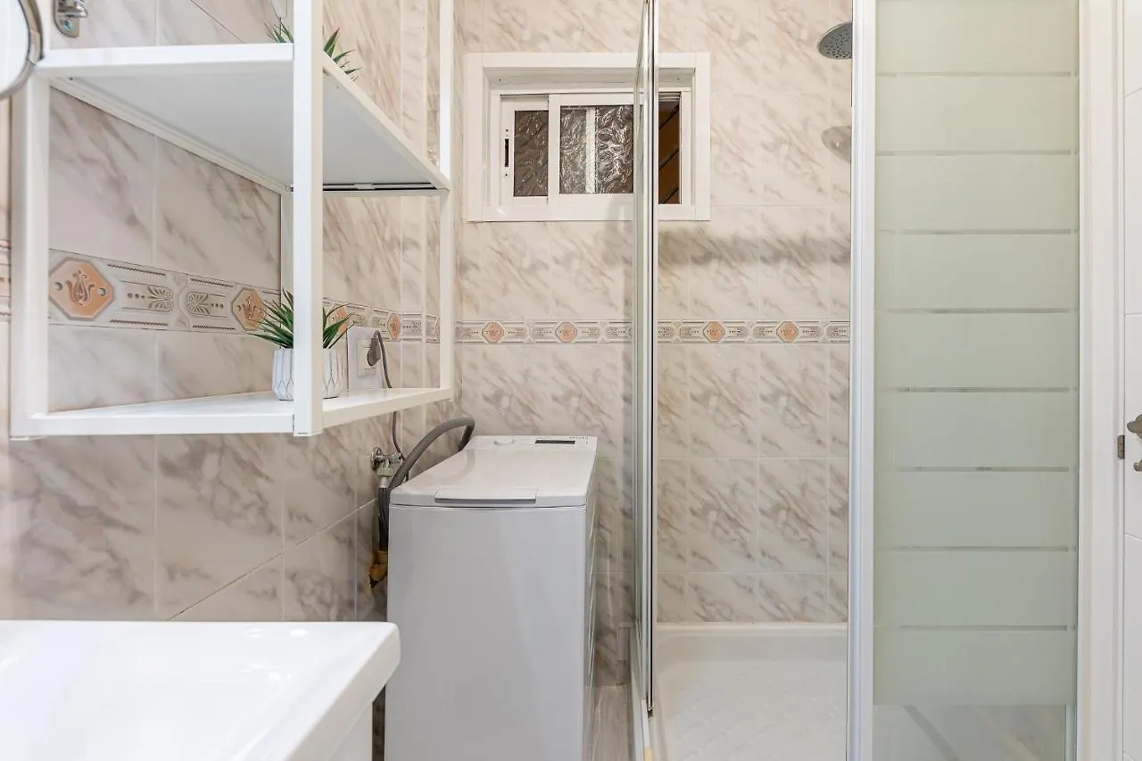 Apartment 797 Holiday Rentals - Moderno Estudio Para 3 En Aguila Benalmadena