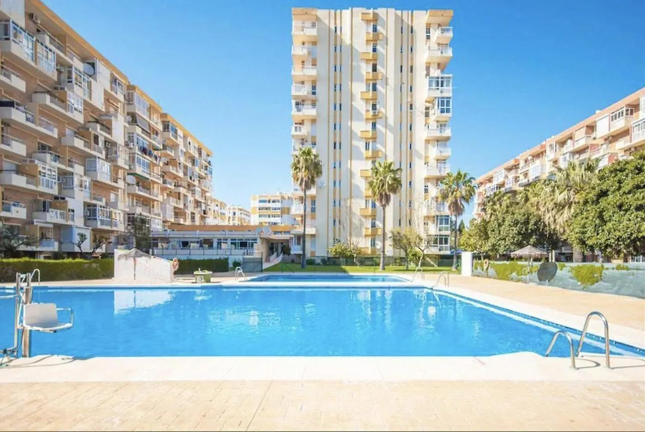 797 Holiday Rentals - Moderno Estudio Para 3 En Aguila Benalmadena Apartment