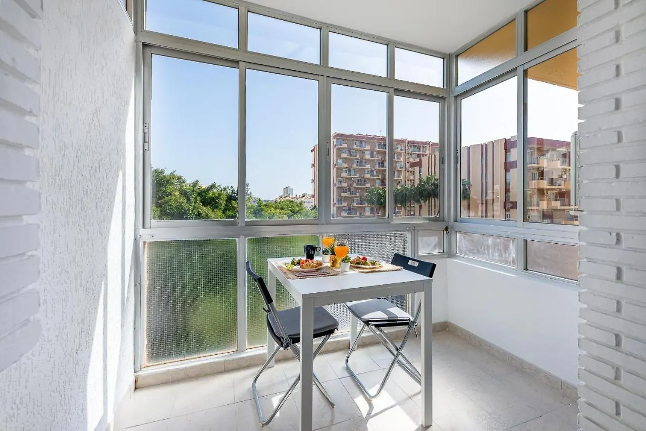 Apartment 797 Holiday Rentals - Moderno Estudio Para 3 En Aguila Benalmadena Spain