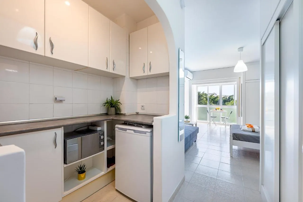 797 Holiday Rentals - Moderno Estudio Para 3 En Aguila Benalmadena Apartment