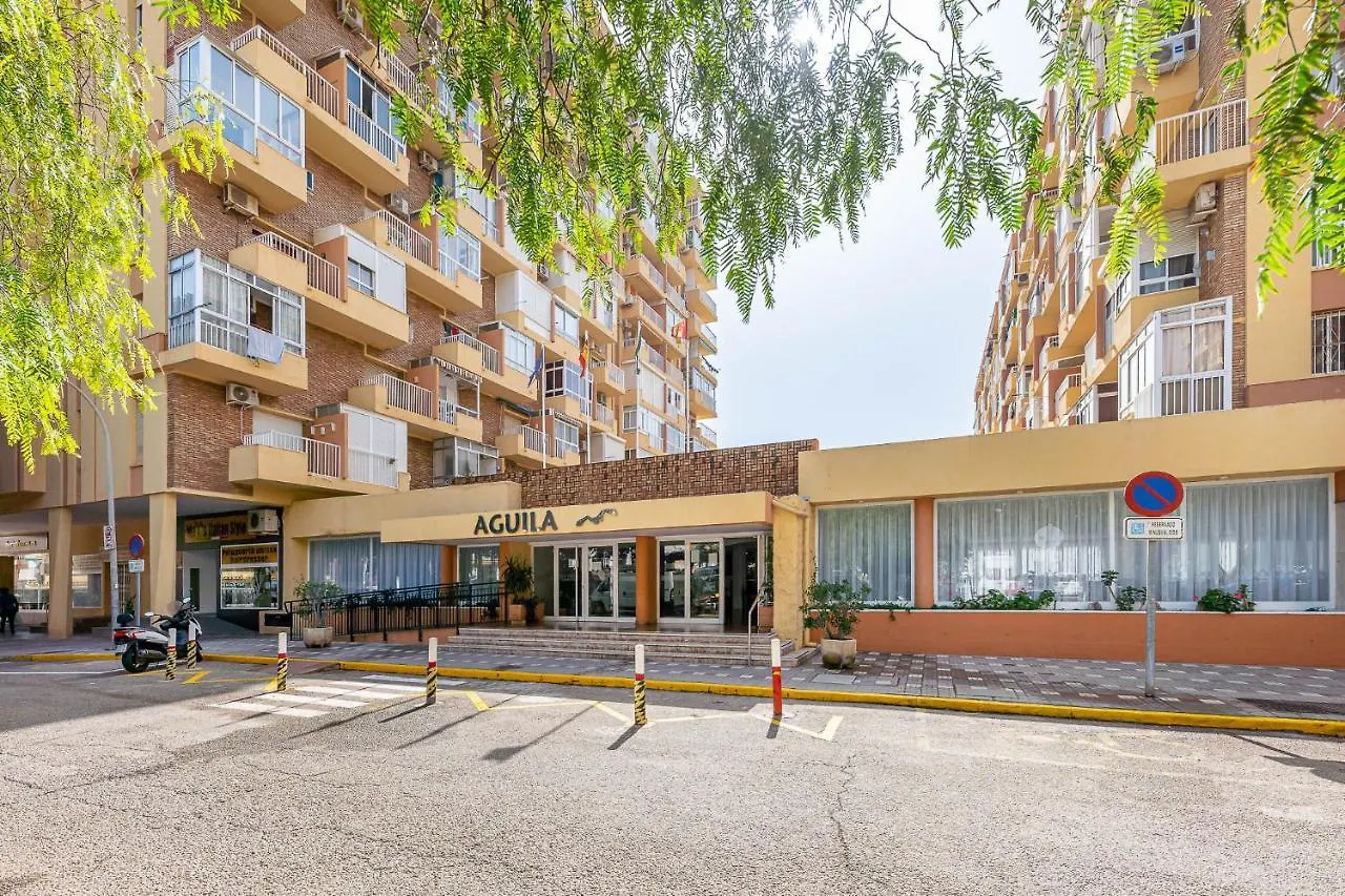 797 Holiday Rentals - Moderno Estudio Para 3 En Aguila Benalmádena